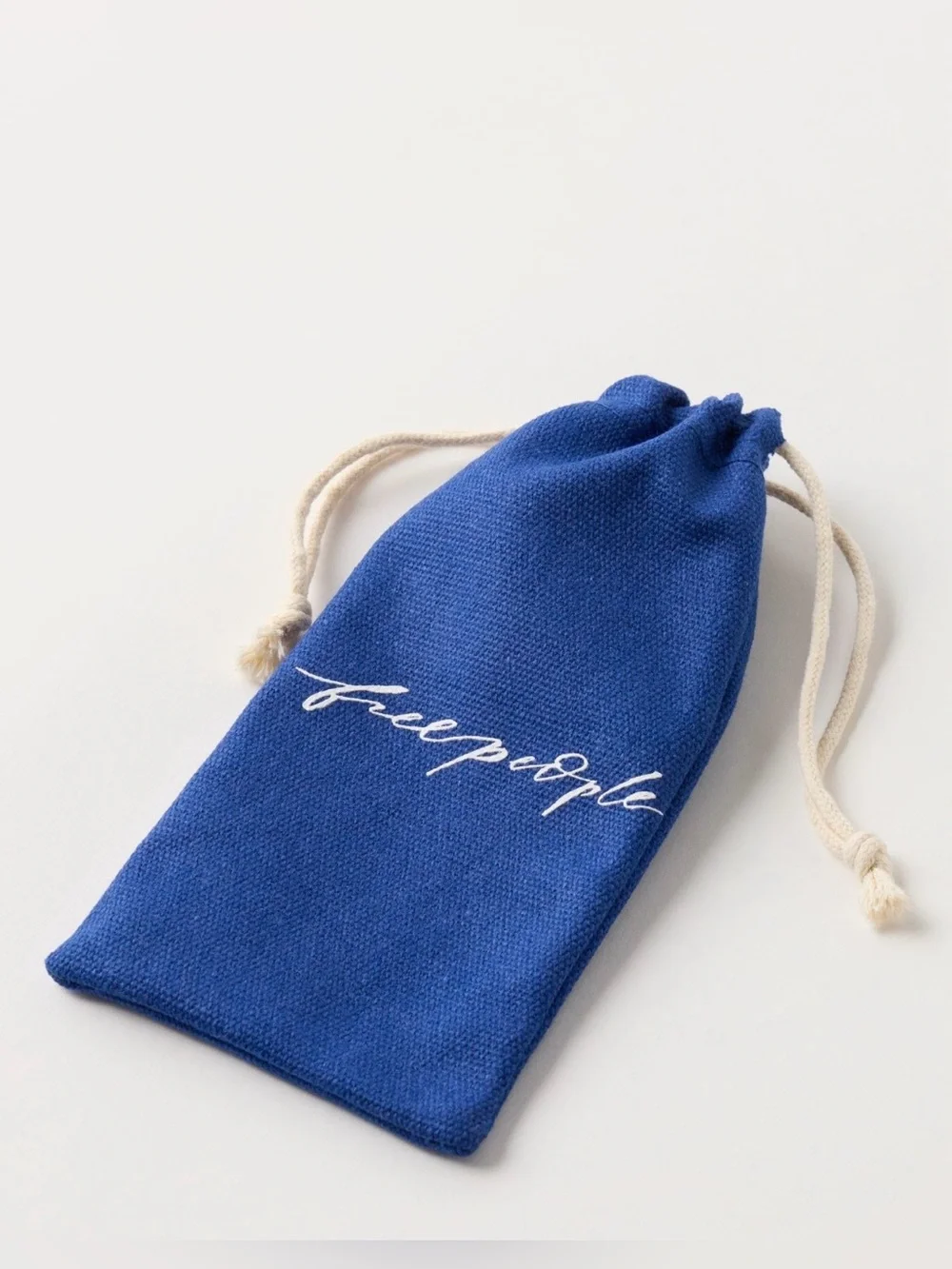 NWT Free People See the Light Polarized Logo Sunglasses in Black Dust Bag $68
